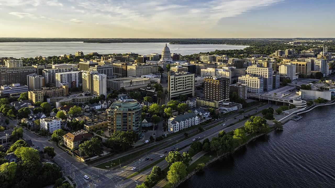 The Wedding Website of Shae Sauer and Nicholas Elish