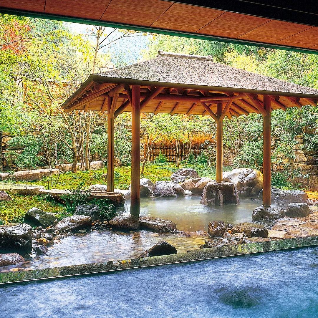 Couples massage in Japan