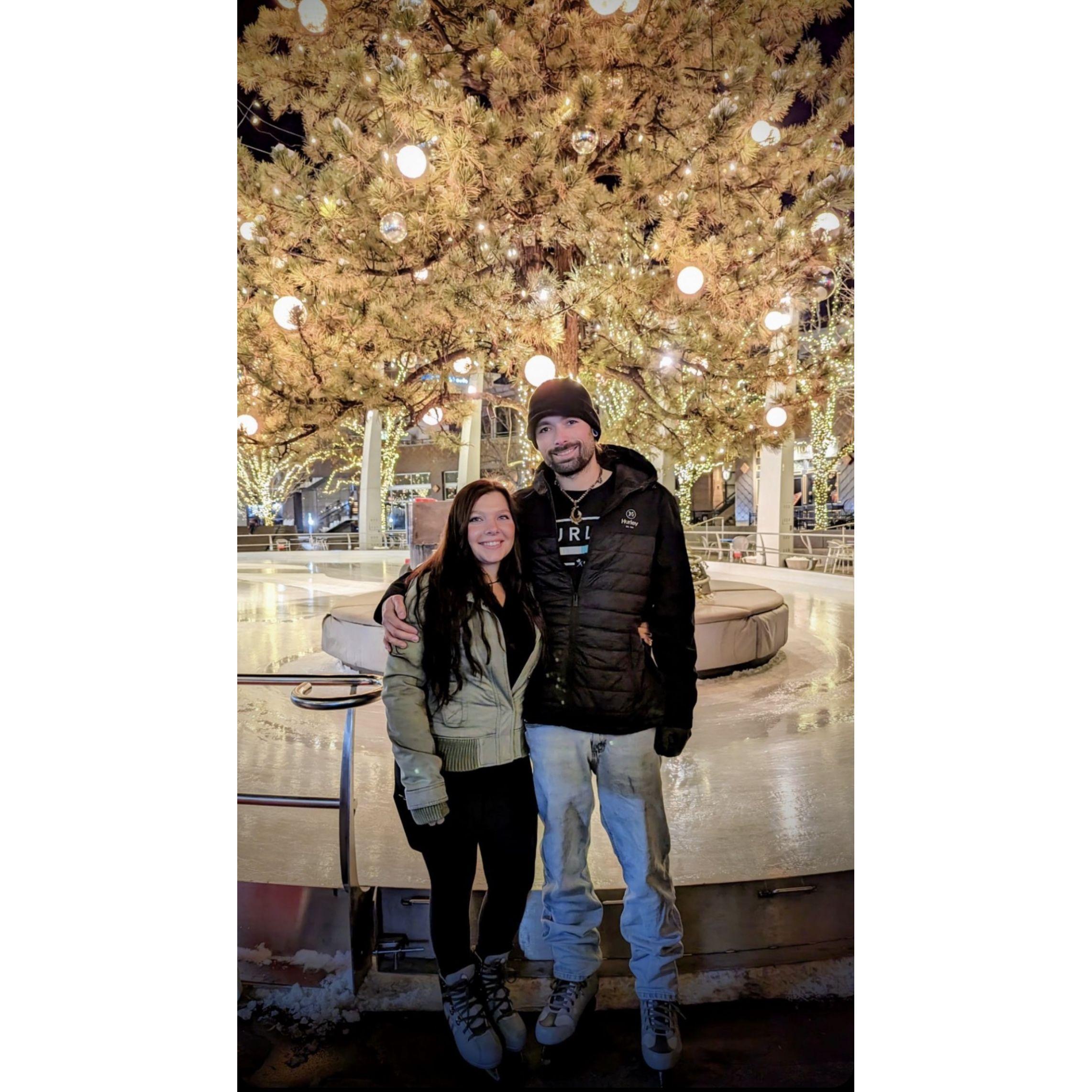 Ice Skating, hot cocoa & love!