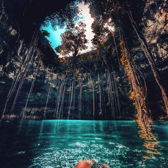 Honeymoon | Cenote Couples Tour