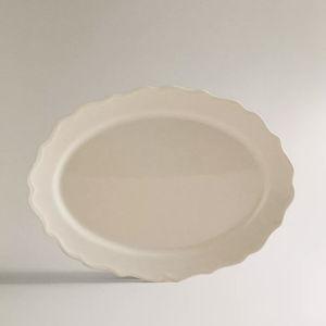 Zara Home | EARTHENWARE SERVING DISH WITH RAISED-DESIGN EDGE