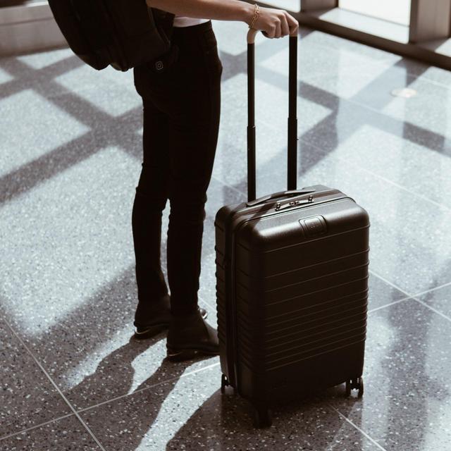 The Carry-On Roller