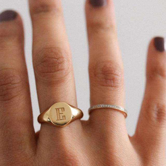 Personalized Signet Ring - Statement Ring...
