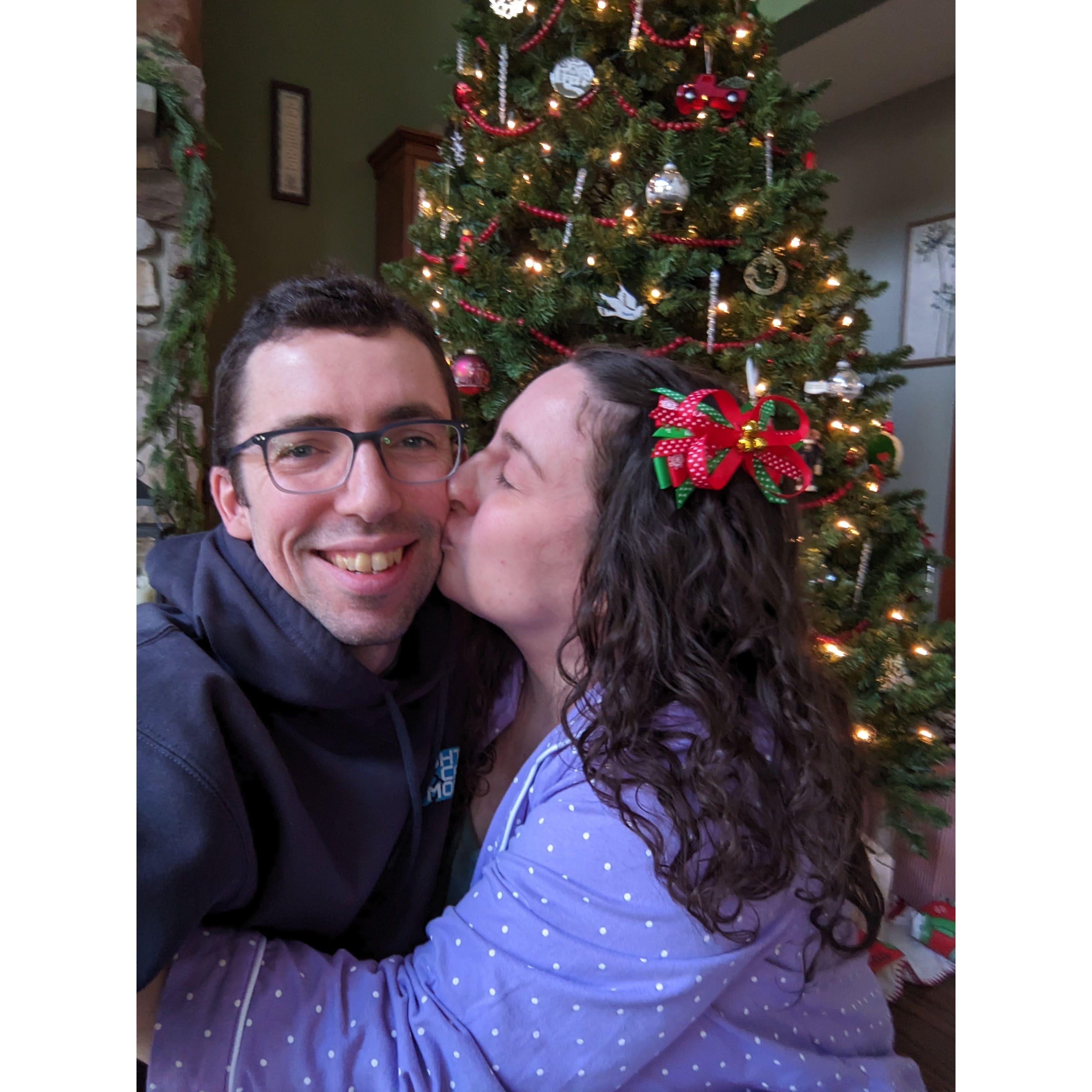 December 2022 - First Engaged Christmas!