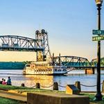 Explore Downtown Stillwater