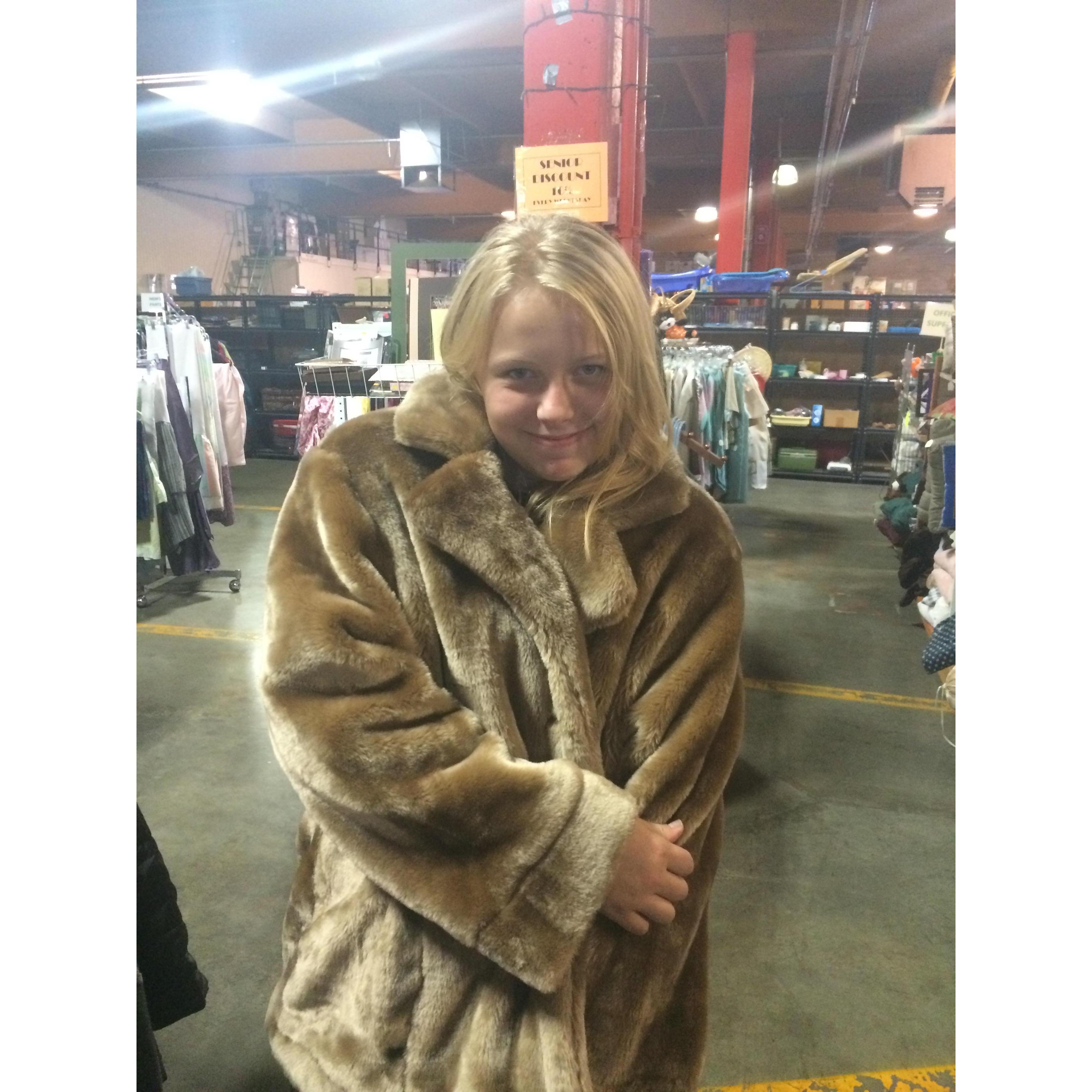 thrift shopping date