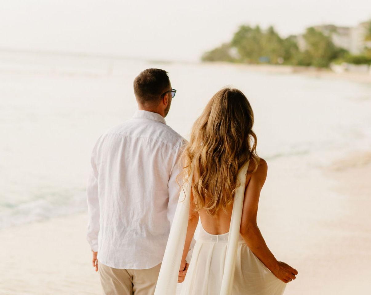 The Wedding Website of Zoe Mortimer and James Clelland