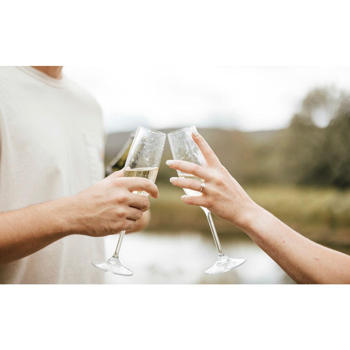 Cheers to the Chenez's