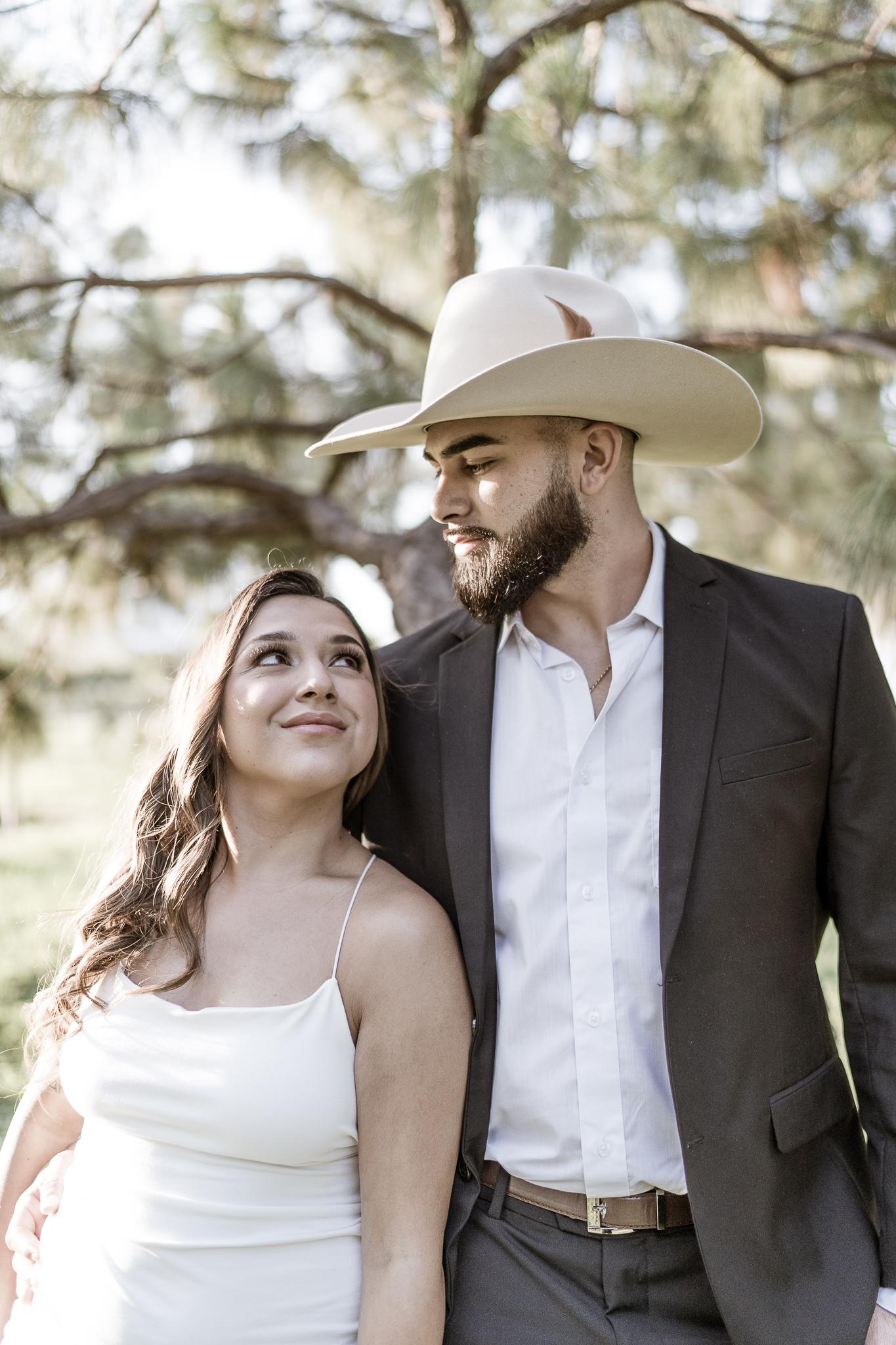 The Wedding Website of Alvaro Castro and Viviana Garcia