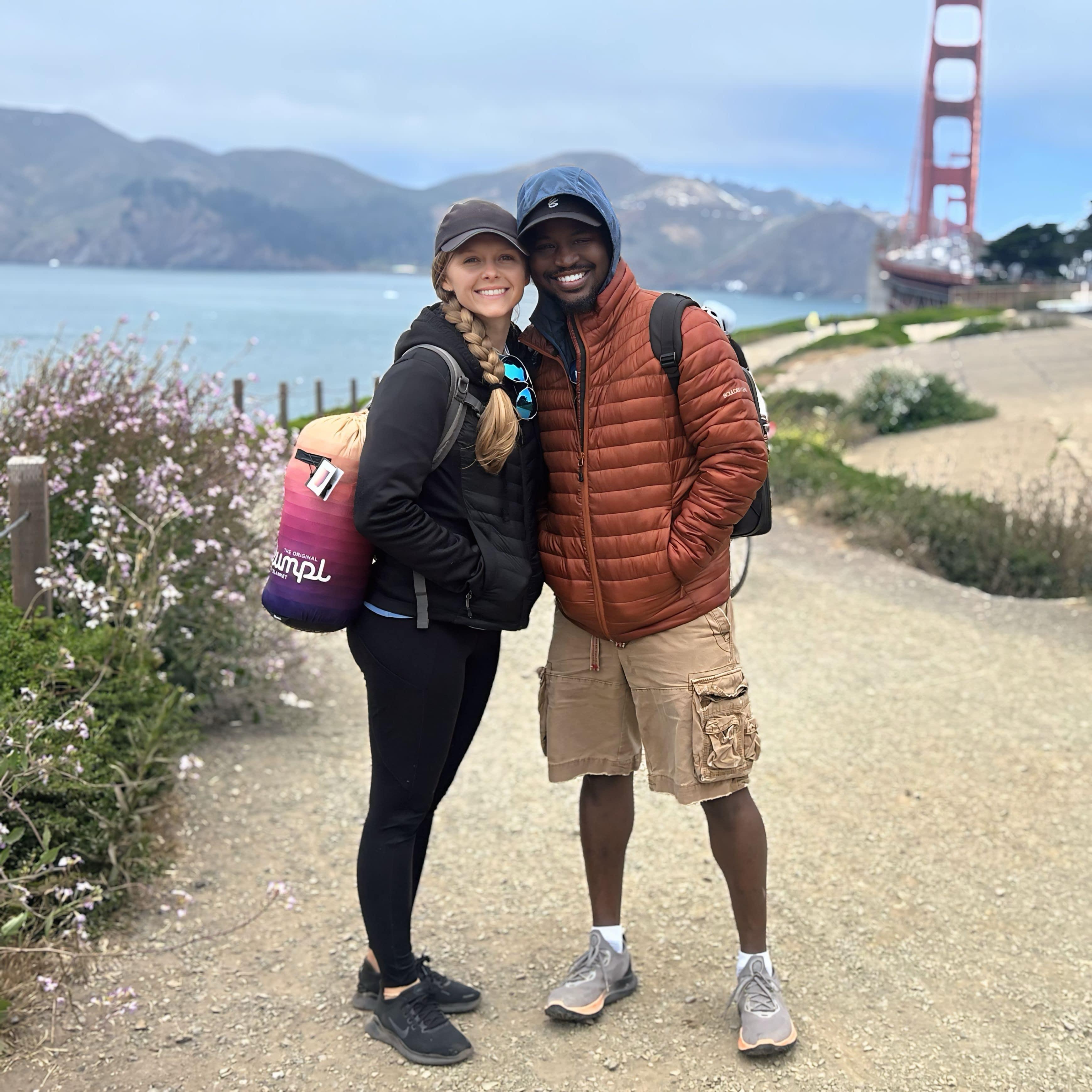 Hike overlooking the Golden Gate bridge