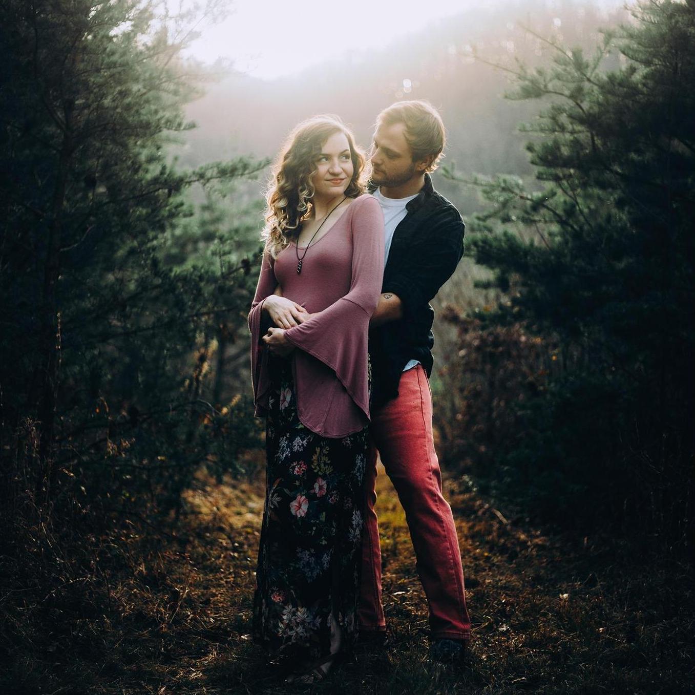 Engagement photos by Jessica Little Sizemore
