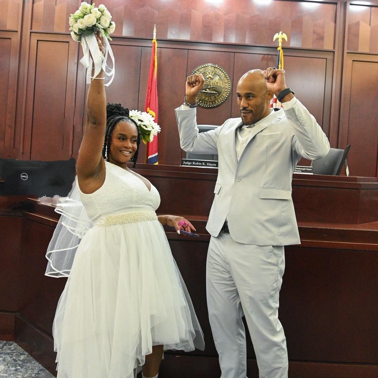 We's married now!