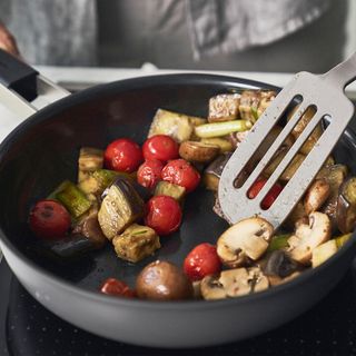 Pure 11 in. Ceramic Nonstick Fry Pan