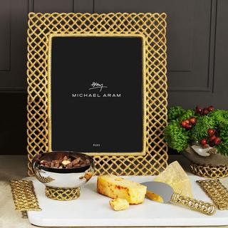 Love Knot Cheese Board with Spreader