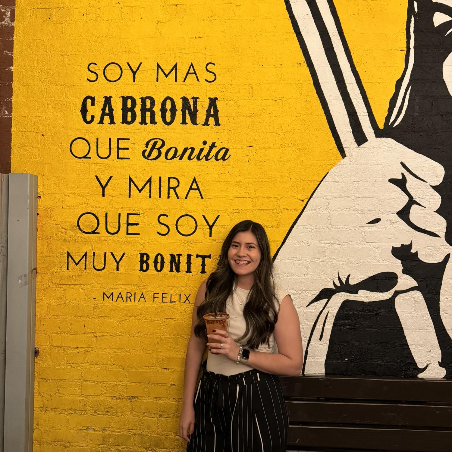 2024: Una de las muchas noches de baile en Santa Ana.