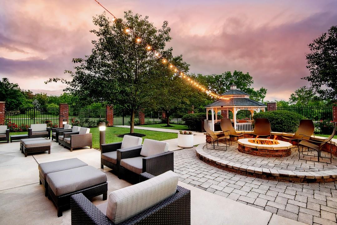 The Wedding Website of Mackensey Buell and Joseph Vanelli