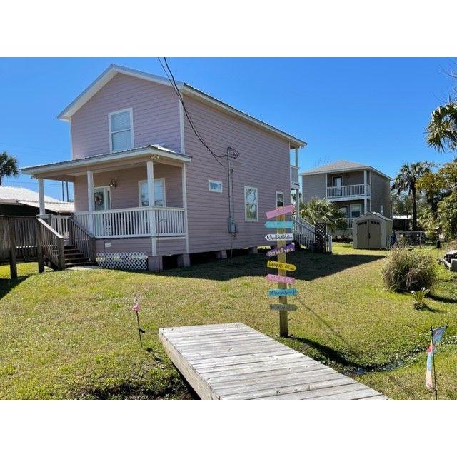 Our Pink Paradise in historic St. Andrew's in Panama City - let us know if you want to visit it