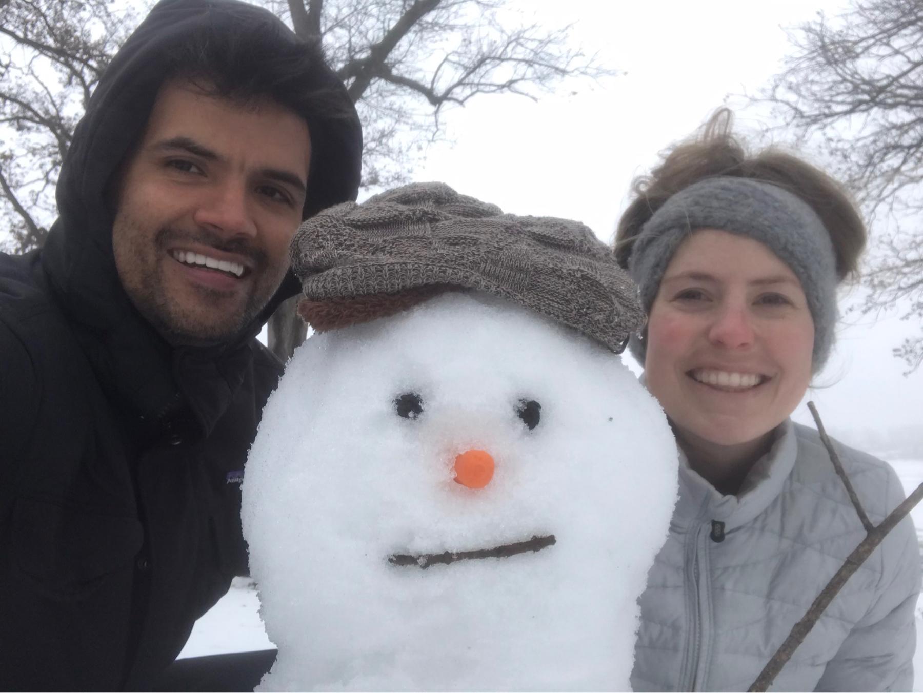 Antonio’s first visit to Minnesota and first time seeing snow ⛄️