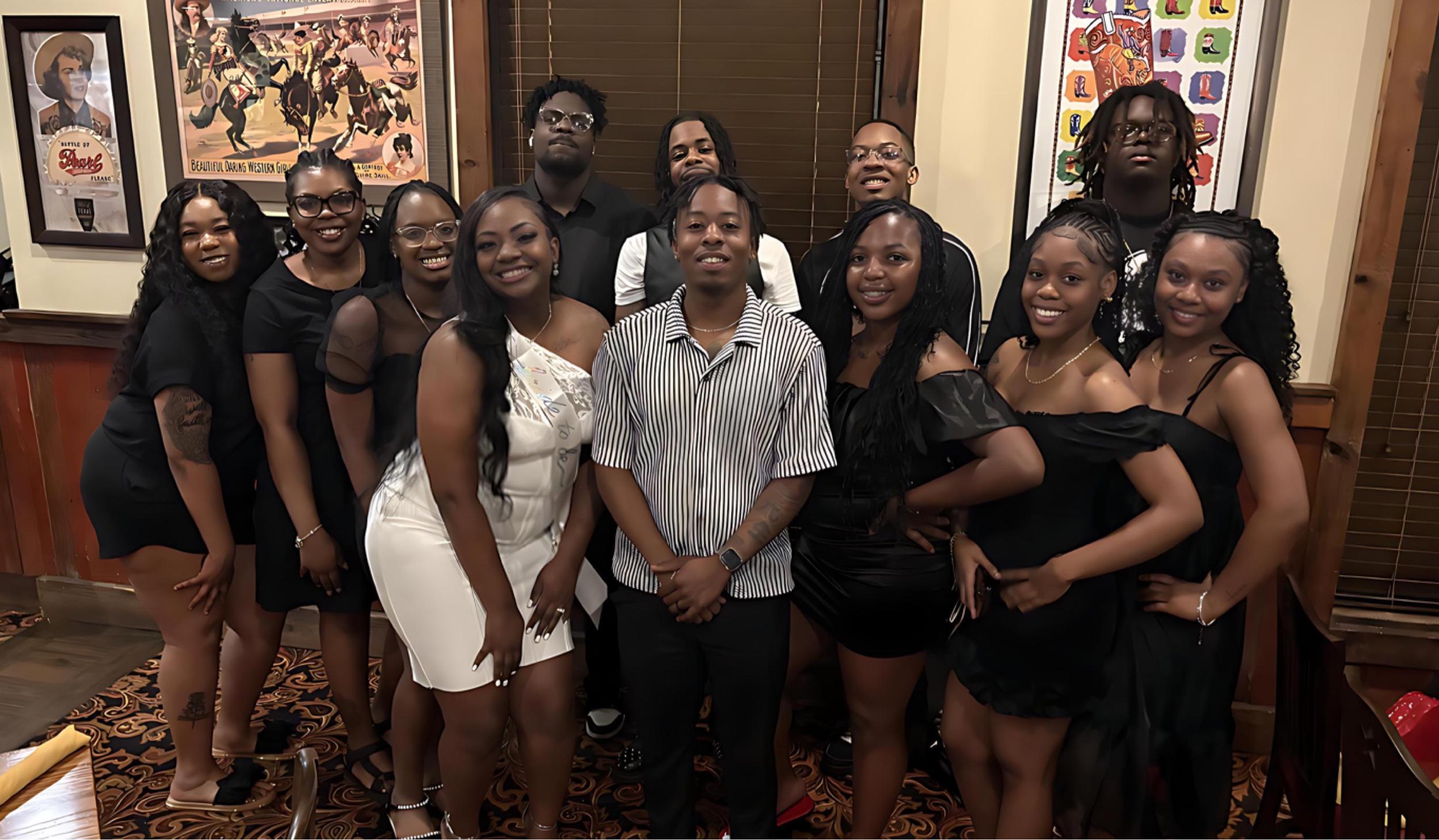 The Wedding Website of Tamia Spencer and Davon Turner