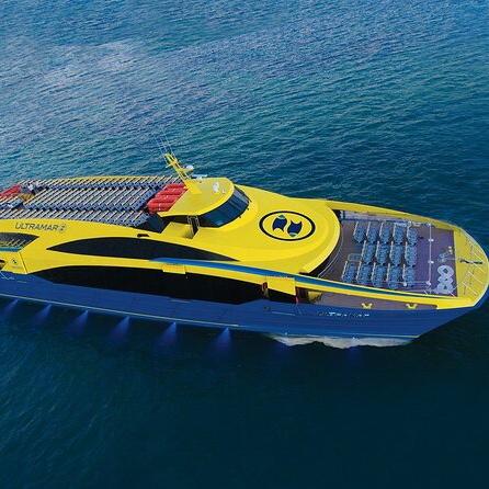 Ultramar Ferry de 3 niveles