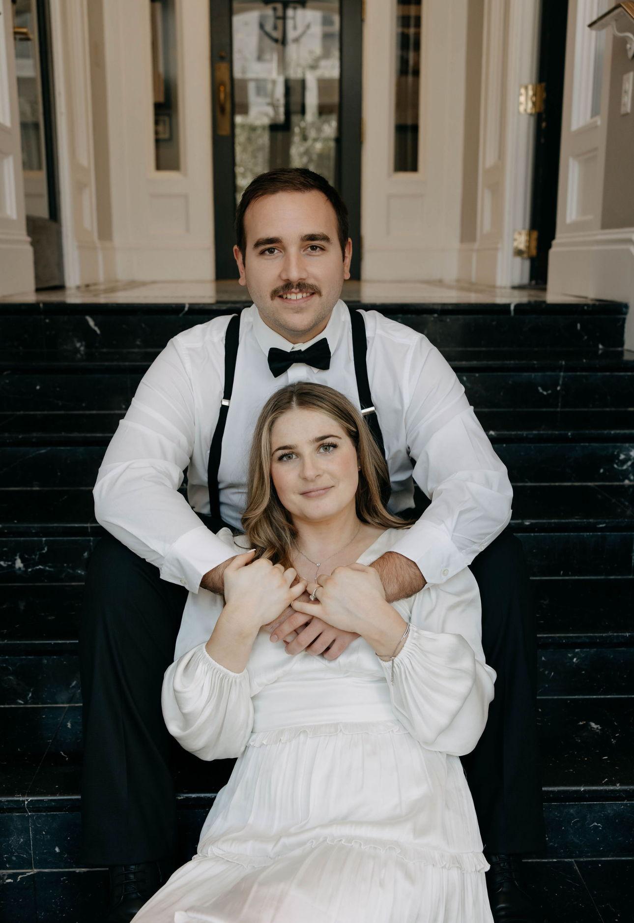 The Wedding Website of Lindsay Newton and Eric Llewellyn