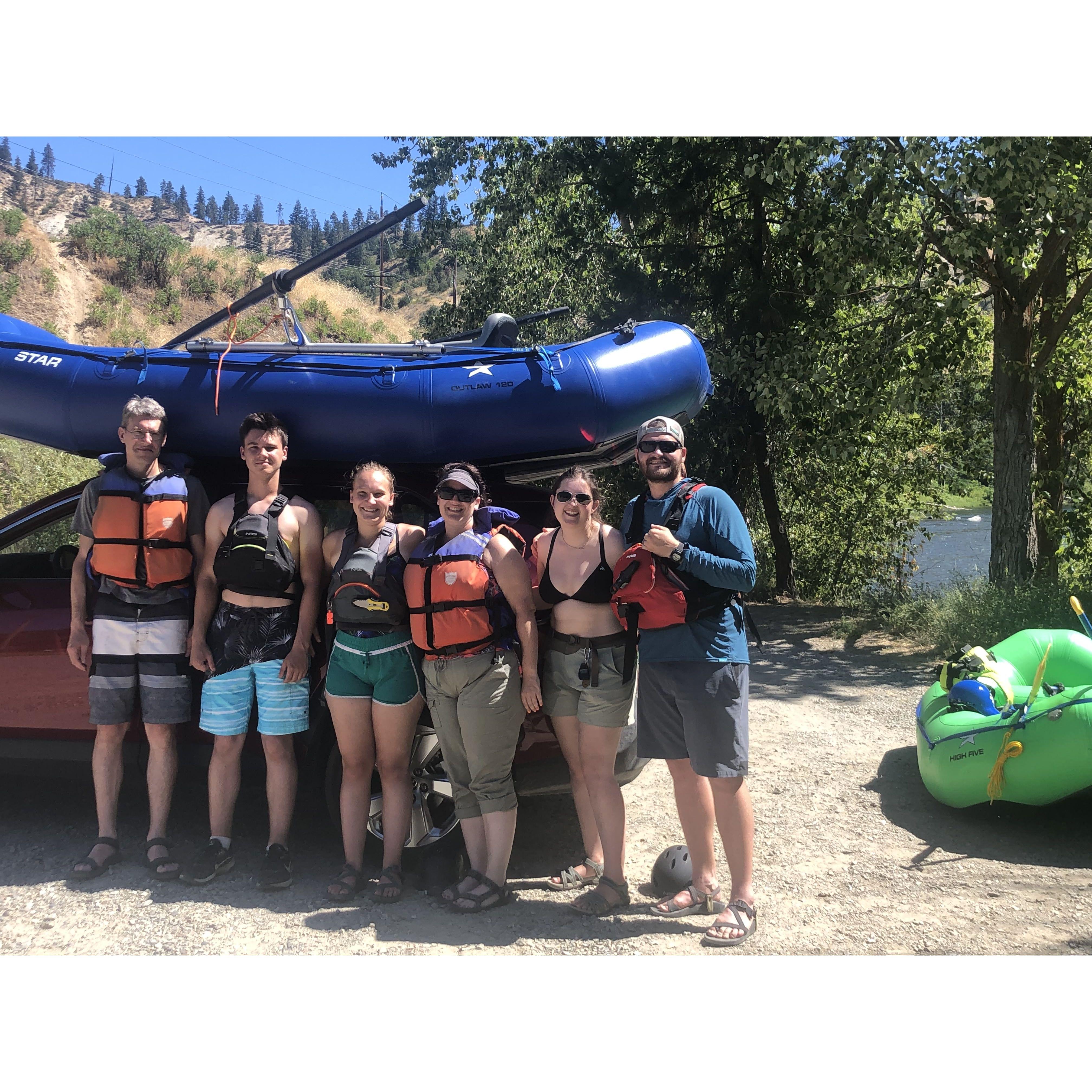 First visitors in Moses Lake, WA: the Bunces!