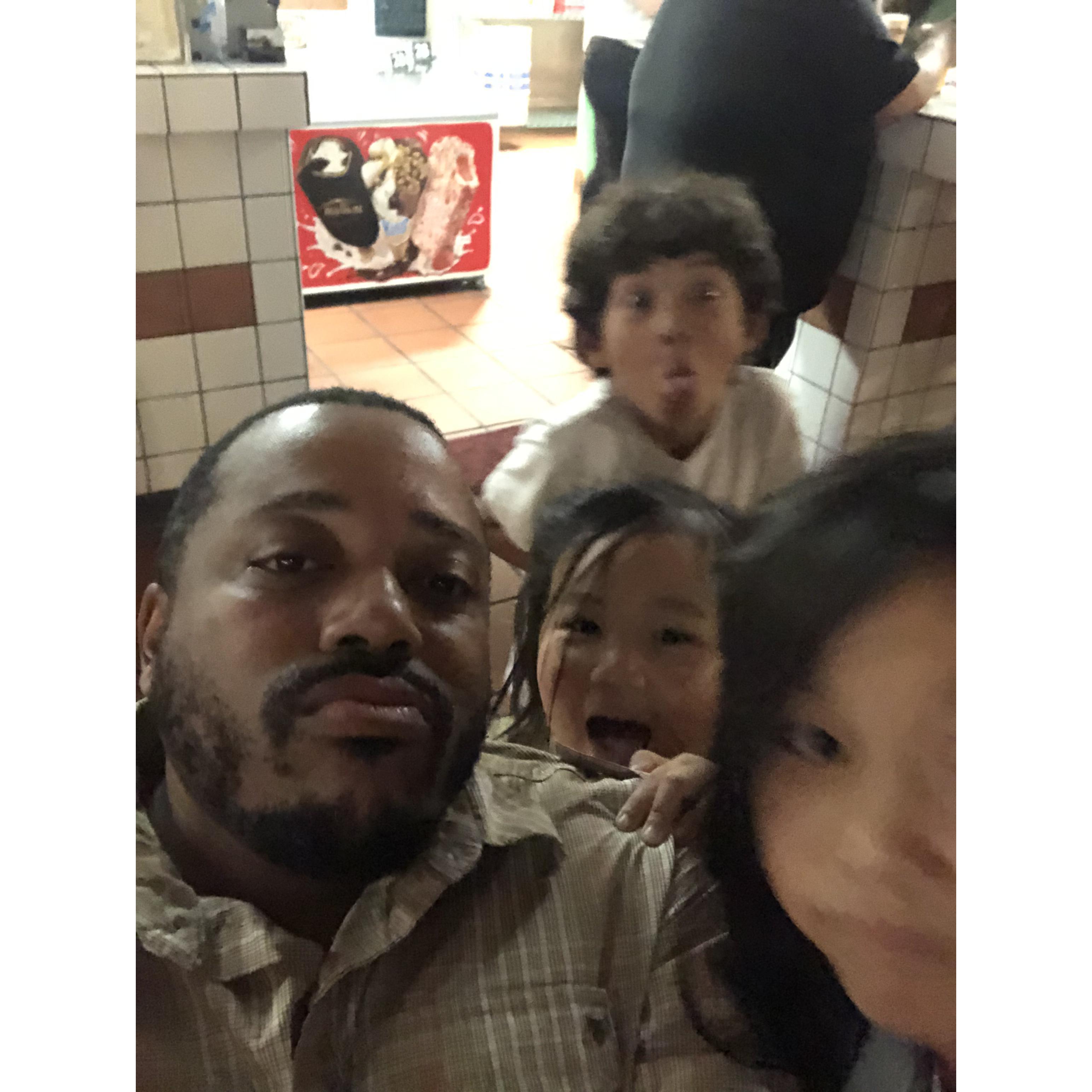The one uncle Thomas got photo mobbed