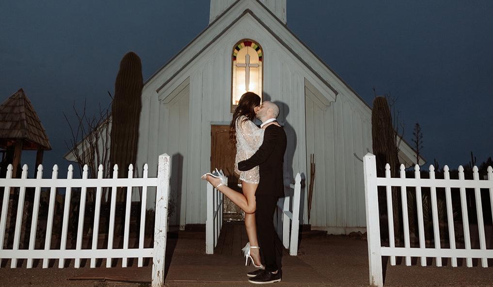 The Wedding Website of Laila Oskouie and Andrew Davidson