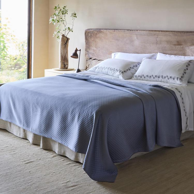 Petra Coverlet