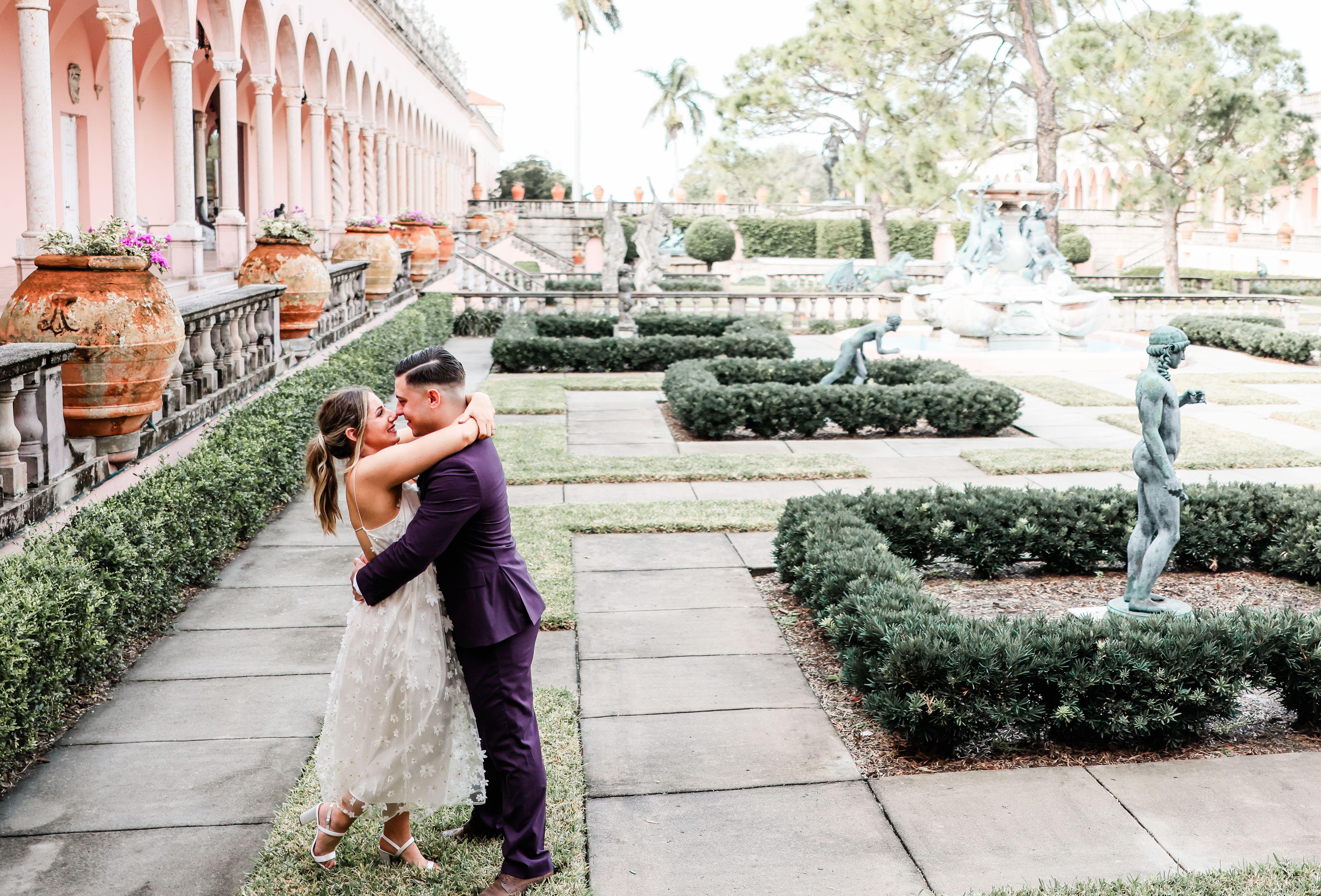 The Wedding Website of Lindsey Johns and Nick Slimick