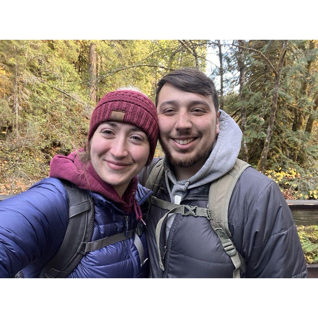 Hiking Trestle Creek Falls, Oregon, 2022