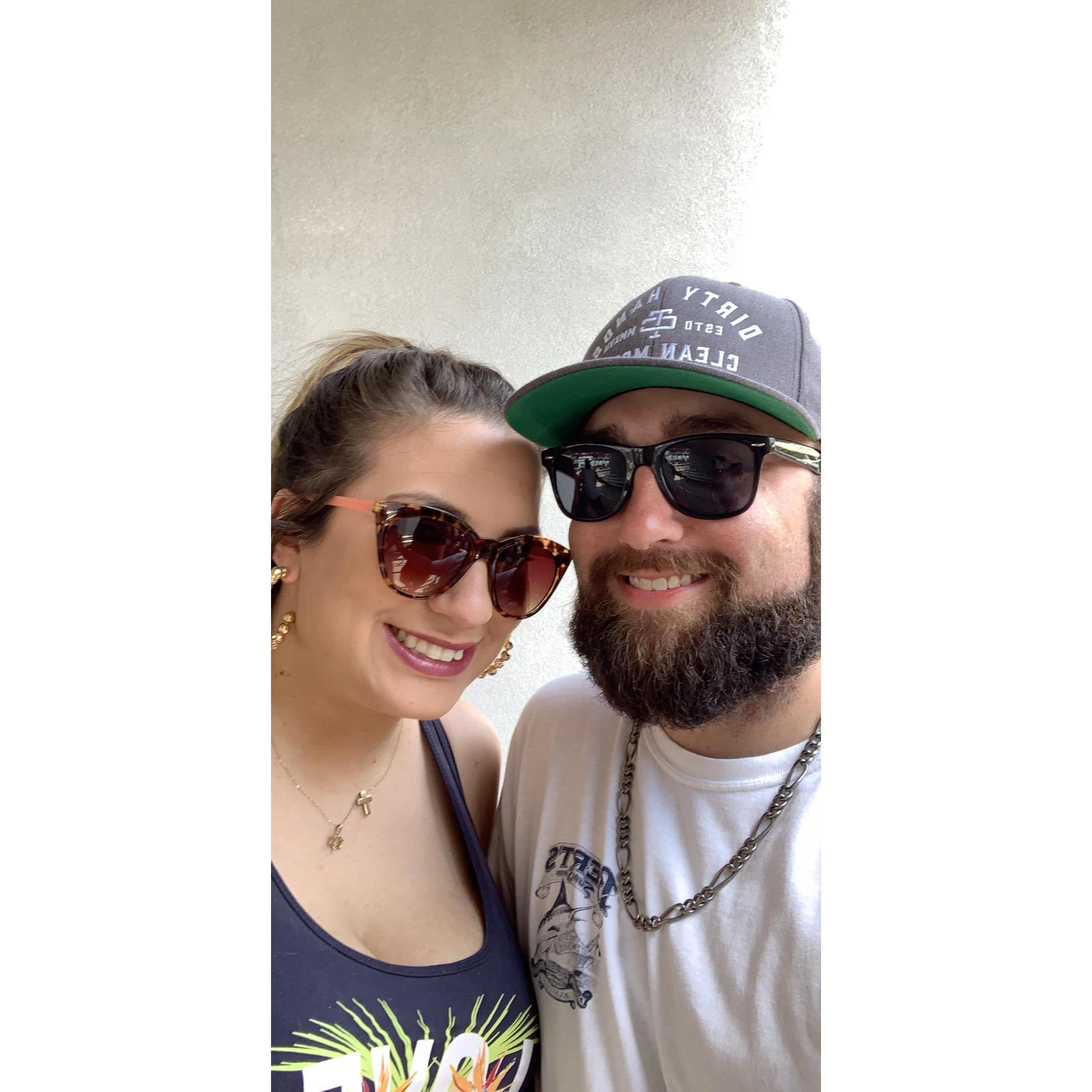 Selfies in line at Carowinds