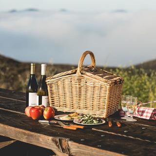 2-Person Piccadilly Picnic Basket