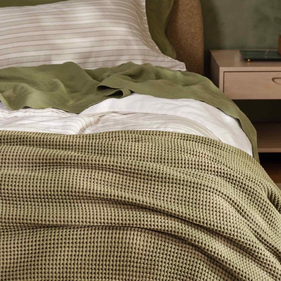Dreamweave Waffle Throw Blanket in Fresh Moss