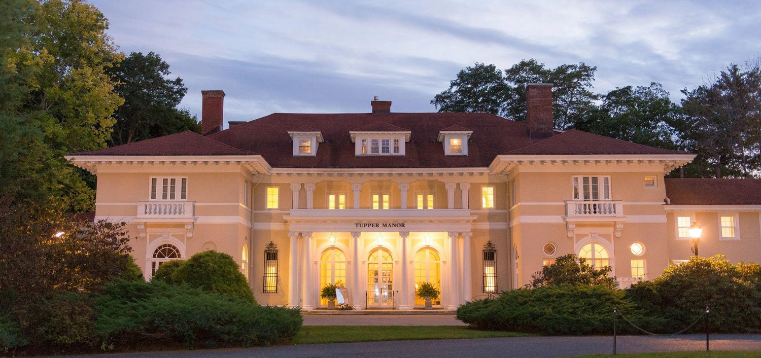 The Wedding Website of Julia Maturo and Séamas Greene