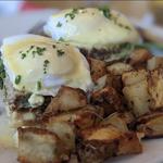 Mae's Cafe & Bakery