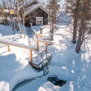 River Sauna and Ice Swimming