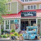 Lucketts