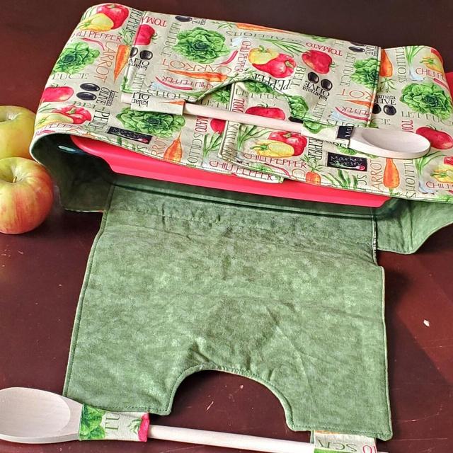 Casserole Carrier with Pocket