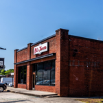 Ed's Tavern