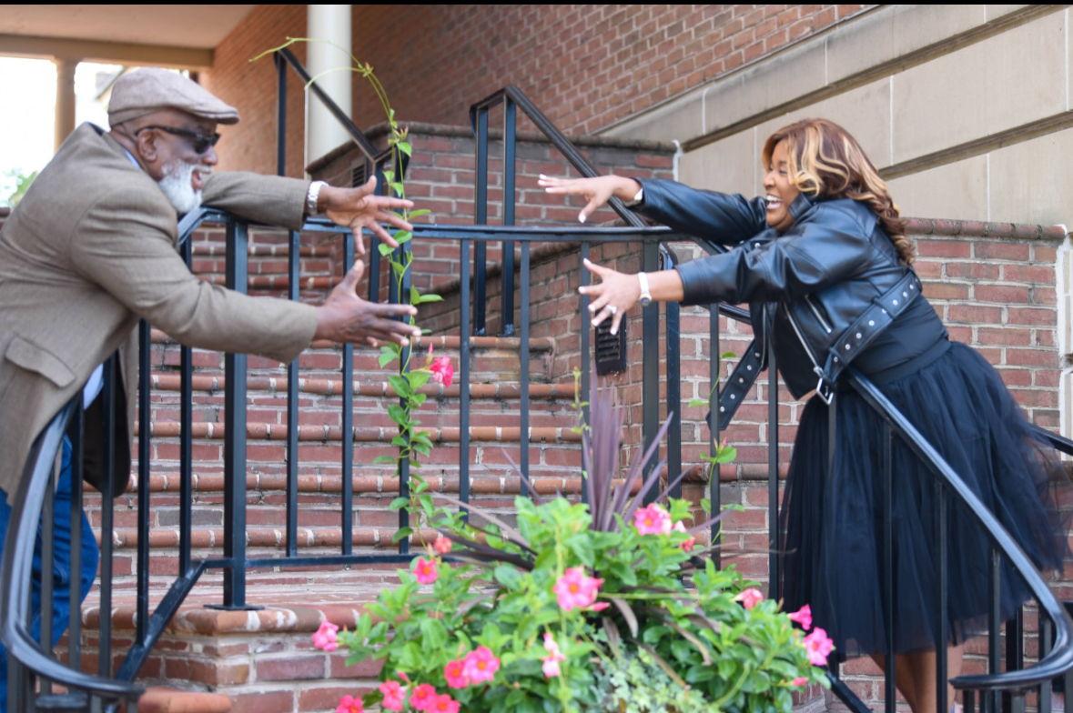 The Wedding Website of Romona Goodwin and Kelvin Basier