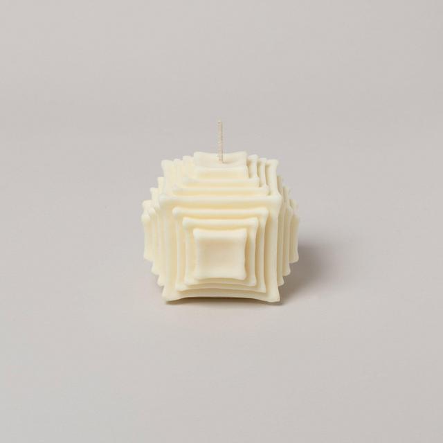 Andrej Urem Hara Candle