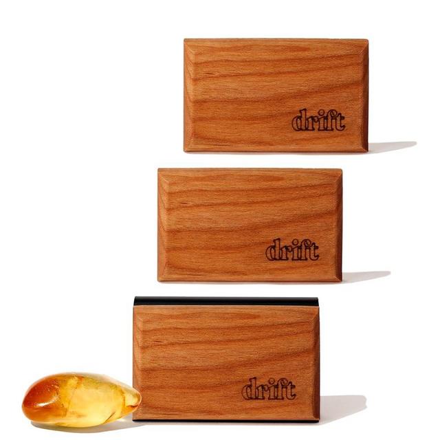 Drift Car Air Freshener Starter Kit - Wooden Deodorizer - Vehicle Odor Remover - Auto Scent Diffuser - Long-Lasting Car Freshening - Amber 3 Pack - CLIP INCLUDED