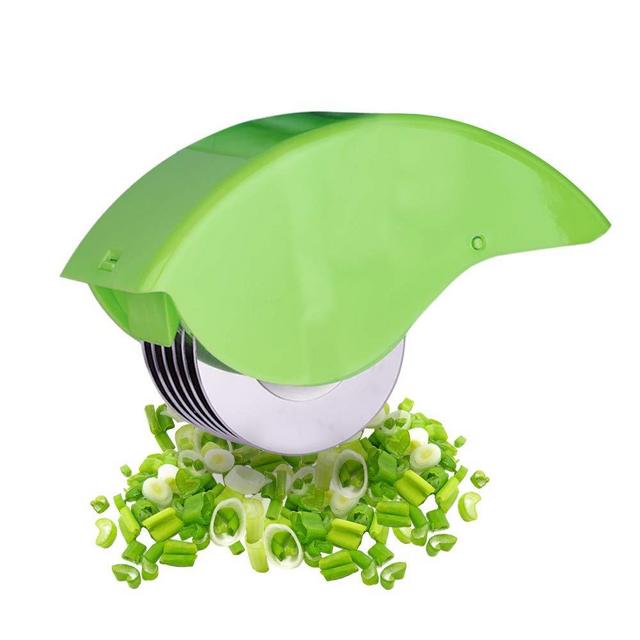 Herb Roller Mincer, AOZBZ Manual Hand Scallion Chive Mint Cutter with 6 Stainless Steel Blade Kitchen vegetable chop