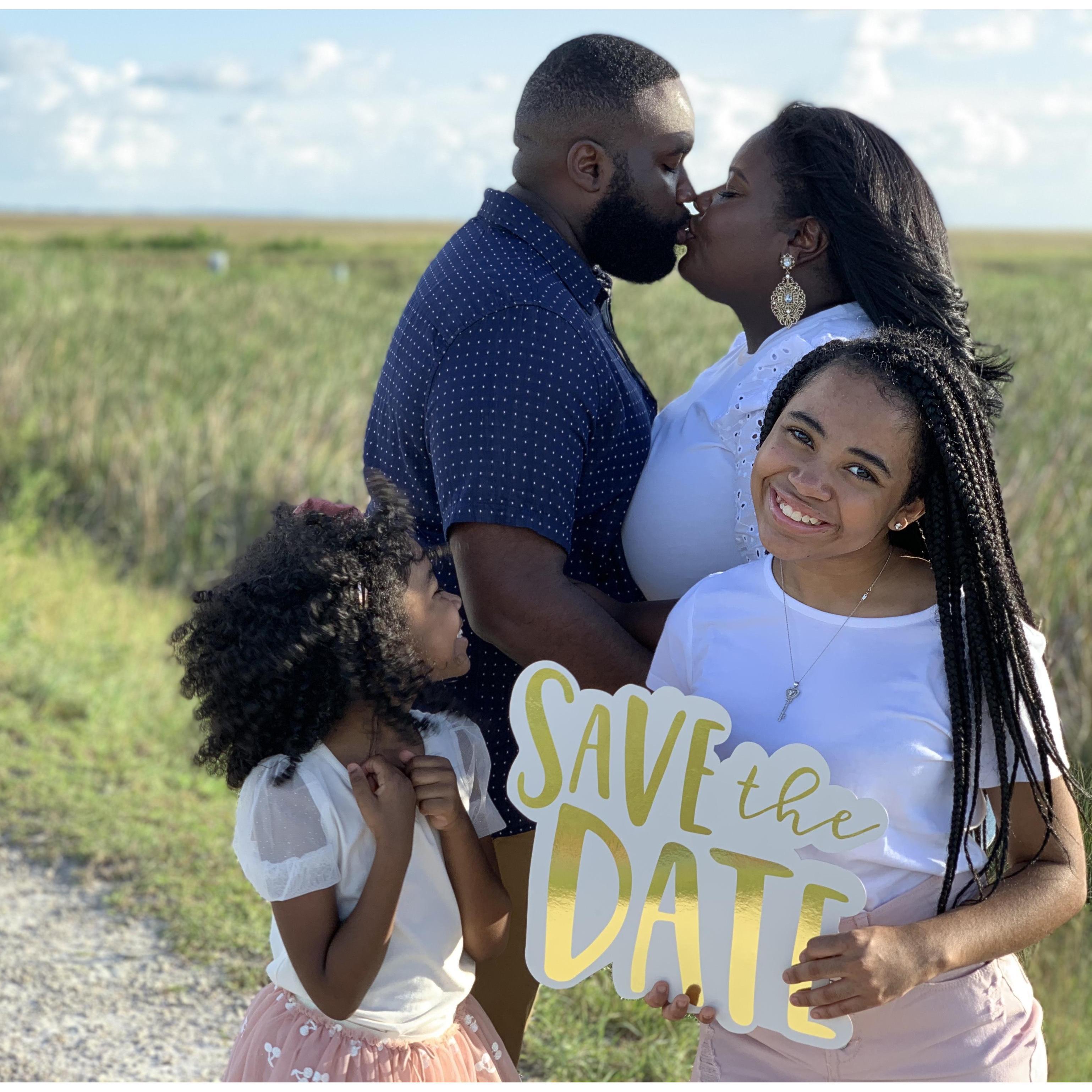 Save the date shoot with our family.