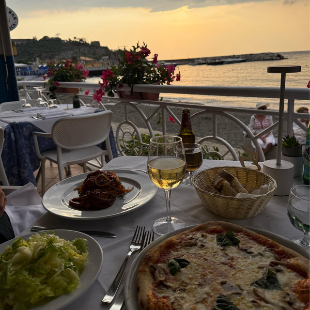 Dinner For Two - Two Nights