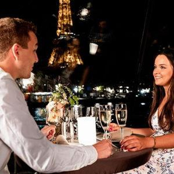 Bateaux ParisieGourmet Dinner & Sightseeing Cruise