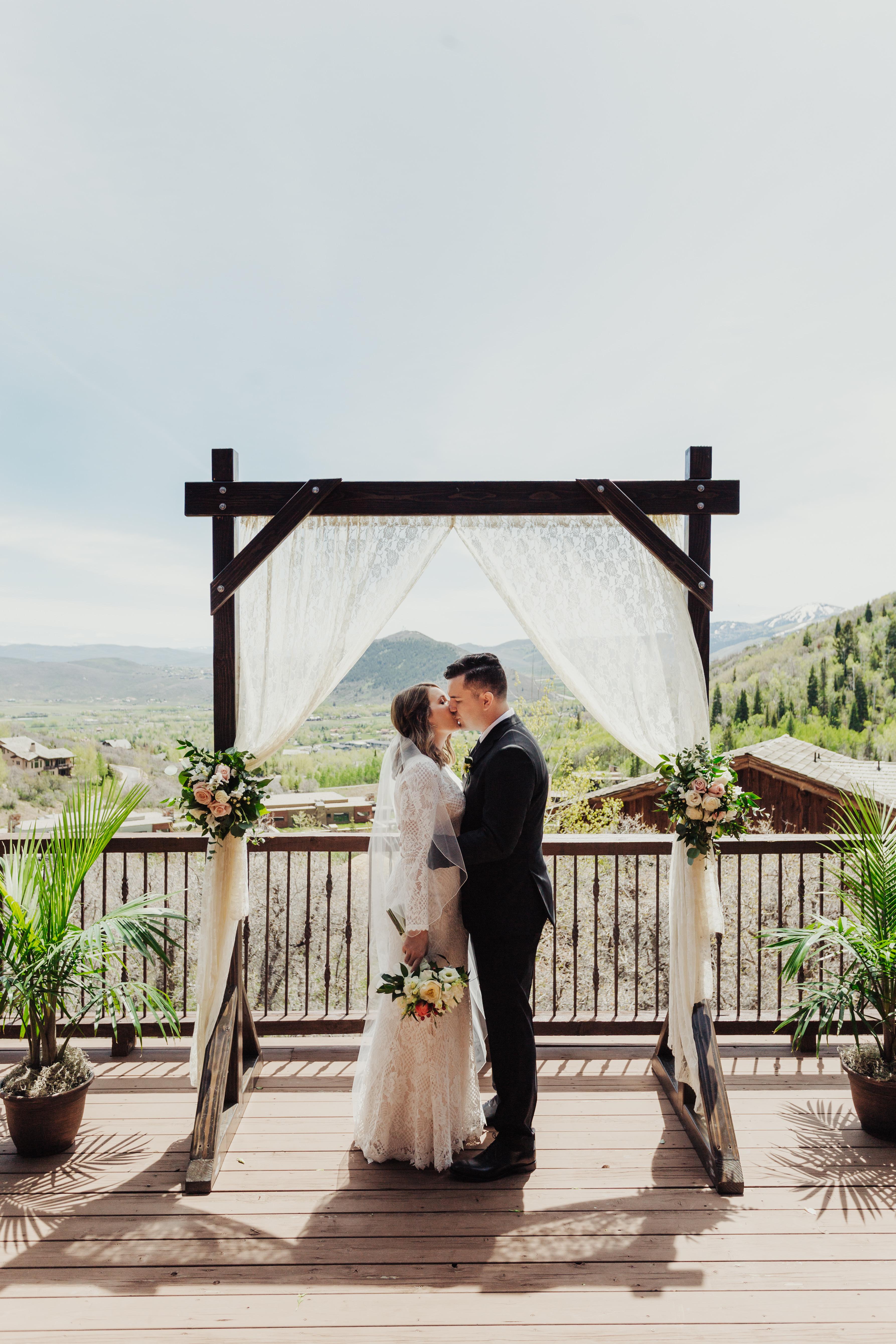 The Wedding Website of Christophe Guynn and Isabella Alder
