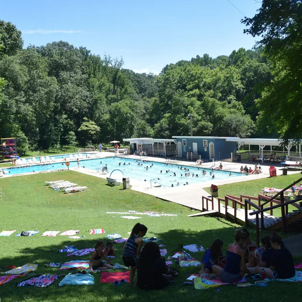 Camp activities - Pool