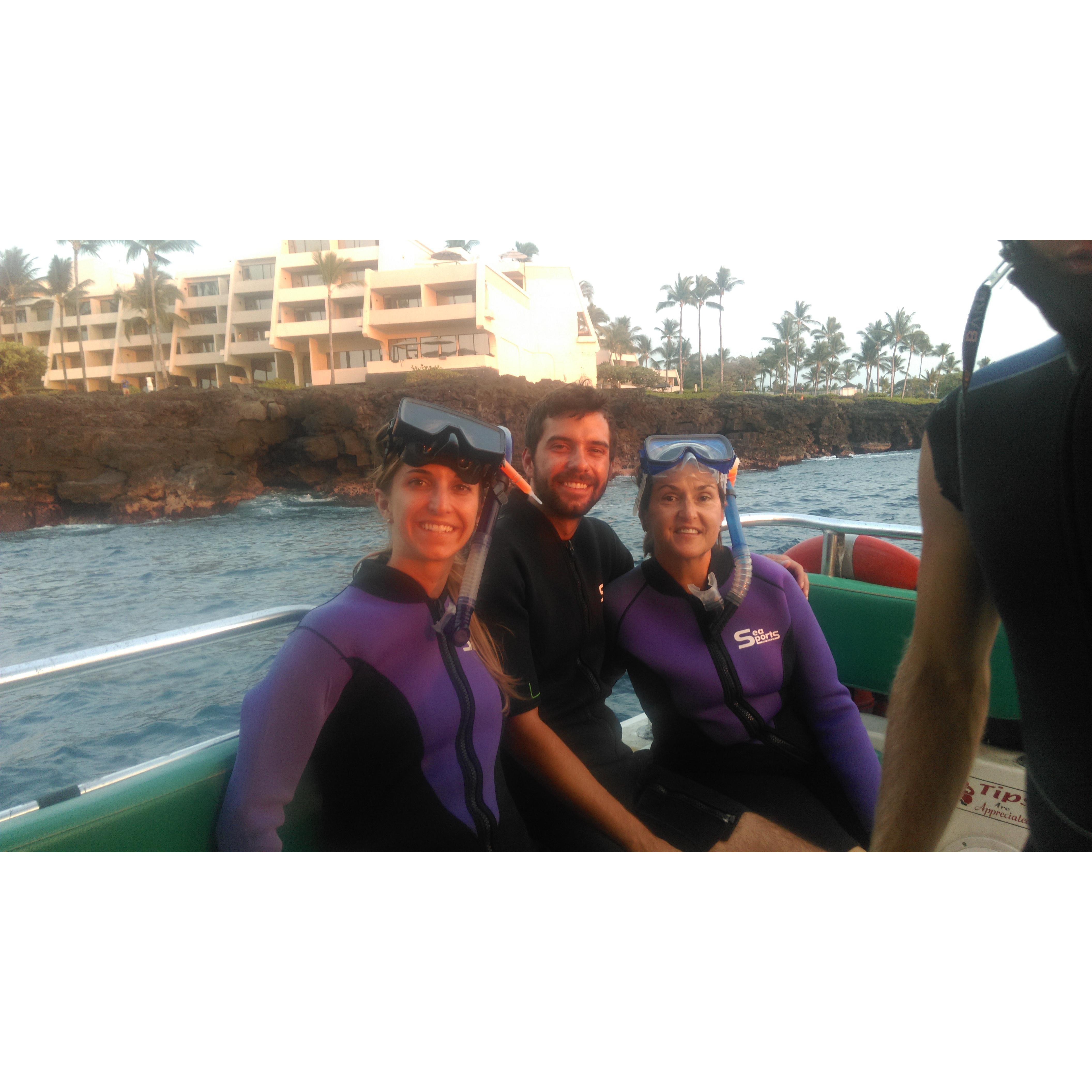 Getting geared up for the manta ray snorkel tour with Mom and brother/groomsman Jake